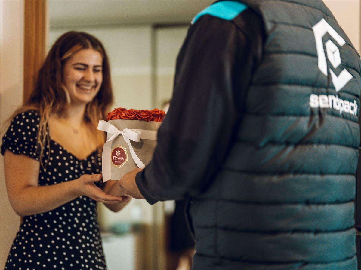 Kuller annab saadetise kliendile üle